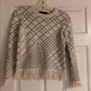 XS Iwona trump sweater cream and black